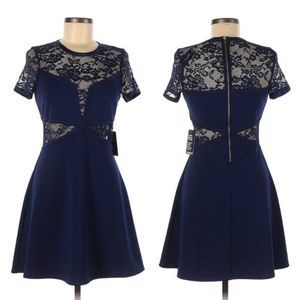 🚨 50% OFF BUNDLES! ENDS 12/7 🚨 NWT Express Lace Cut-Out Dress